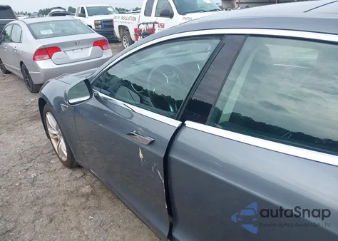 2013 Tesla Model S from USA, damaged, VIN 5YJSA1CN4DFP26552